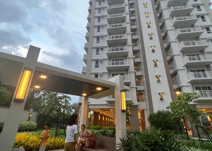 Angels Place The Atherton, Near Airport 3* Manila