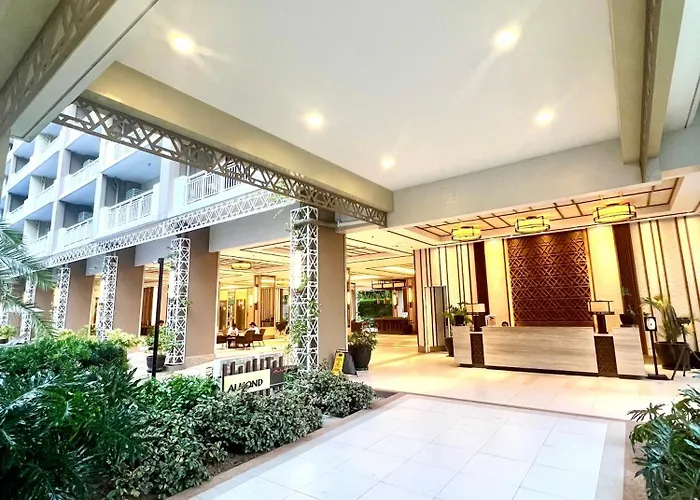 Angels Place The Atherton, Near Airport 3*
